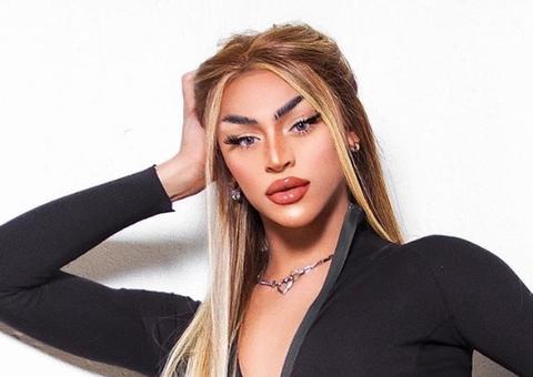 Pabllo Vittar dá close em volume na cueca e pega seguidores de surpresa