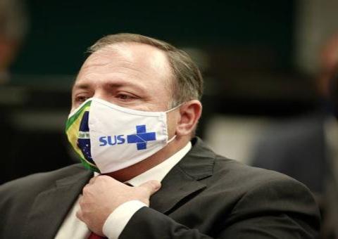 Pazuello lamenta 100 mil mortes por Covid- 19