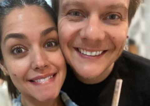 Thaís Fersoza se derrete em homenagem a Michel Teló no Dia dos Pais