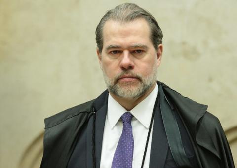 Presidente do STF, Dias Toffoli é internado em Brasília com pneumonite alérgica