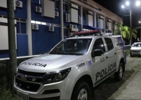 Chacina em praça deixa cinco mortos e 12 feridos