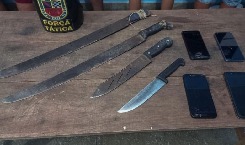 A golpes de terçado, grupo ataca e tenta matar casal no Amazonas