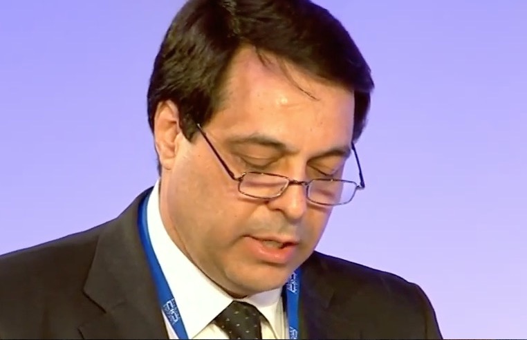 Premiê do Líbano renuncia após megaexplosão e protestos