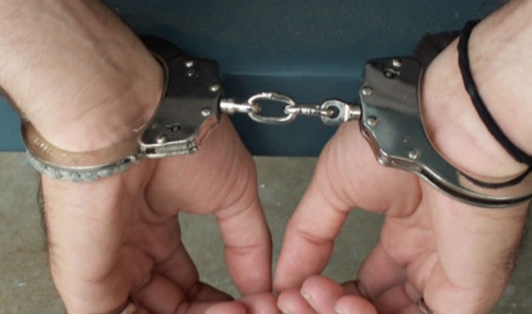 Jovem mata primo a facadas após discussão no Amazonas