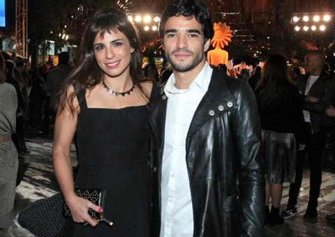 Maria Ribeiro se pronuncia após boatos de recusar a assinar divórcio de Caio Blat