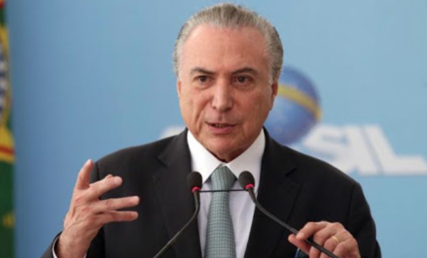 Justiça autoriza saída de Michel Temer do Brasil