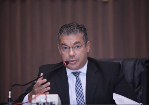 Presidente da Aleam anuncia extensa votação nesta quinta-feira 