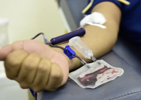 Hemoam tem estoque crítico com perda de 60% dos doadores