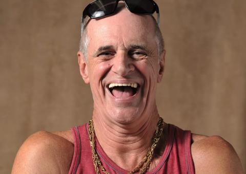 Aos 68 anos, Marcos Caruso revela ser bissexual e o que mais lhe dar prazer na cama