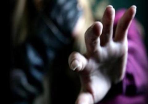 Polícia encontra adolescente trancada na casa de homem que sequestrou ex em Manaus