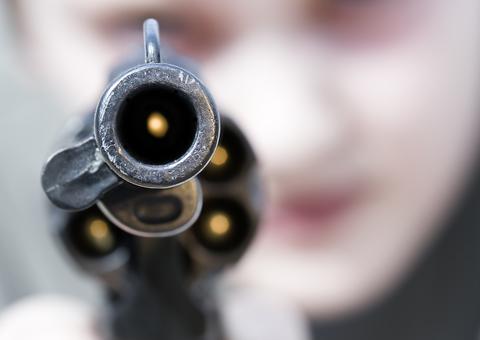 Vendedor de água é baleado na cabeça no Centro de Manaus