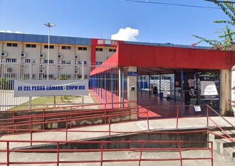 Colégios da PM em Manaus têm aulas suspensas e surpreende pais e alunos