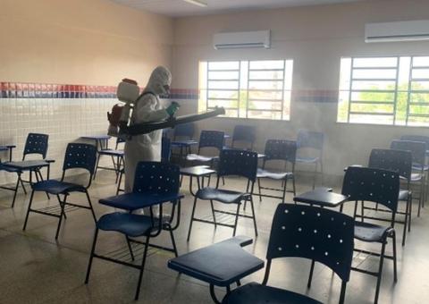 Sinteam vai denunciar risco de contaminação em massa nas escolas de Manaus