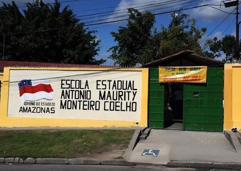 Professores pegam Covid-19 e escola estadual omite casos para pais e alunos em Manaus