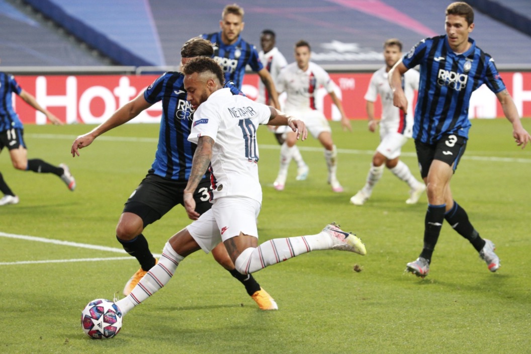 Neymar brilha, PSG vira no fim e garante vaga nas semifinais da Liga dos Campeões 