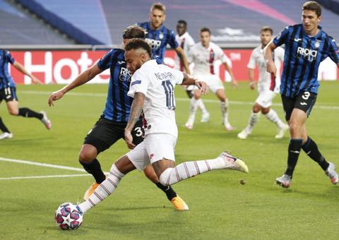 Neymar brilha, PSG vira no fim e garante vaga nas semifinais da Liga dos Campeões 