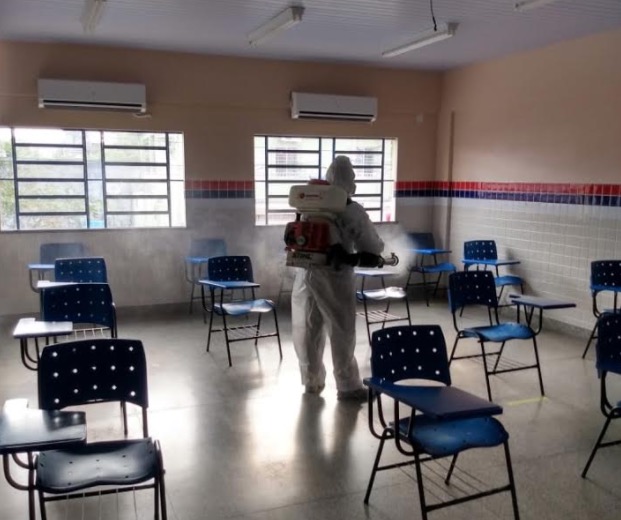 Aulas são suspensas em oito escolas para desinfecção em Manaus 