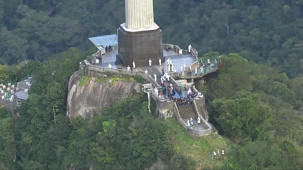 Cristo Redentor passa por desinfecção e reabre para visitação no sábado