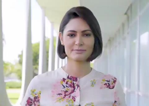 Michelle Bolsonaro se pronuncia após polêmica com primo