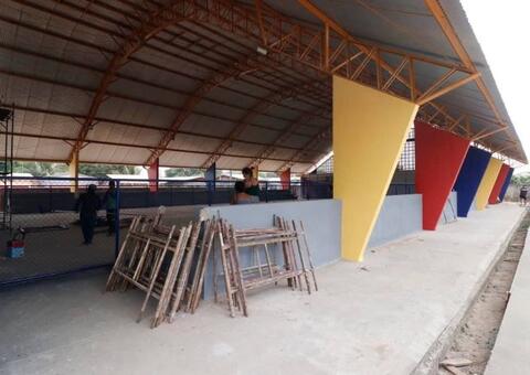 Justiça impede prefeitura de realizar festas que causariam aglomeração no Amazonas