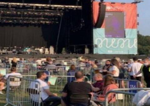 Veja como foi o primeiro show com distanciamento social no Reino Unido