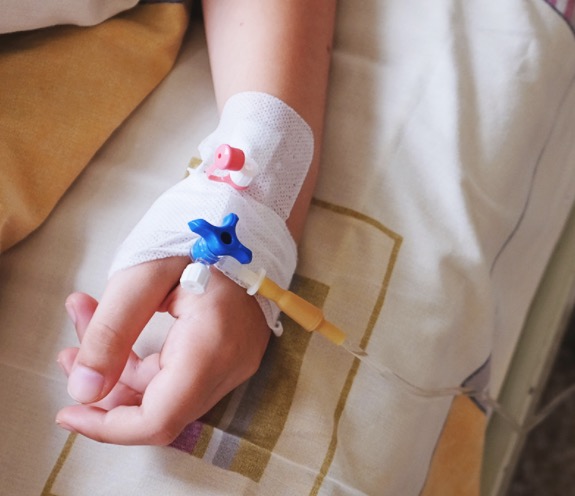 Nova síndrome que pode ter relação com coronavírus mata 3 crianças no Brasil 