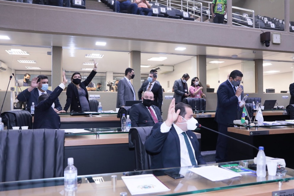 Veto do governo à Lei do Gás é mantido por 15 votos a 6 na Aleam 