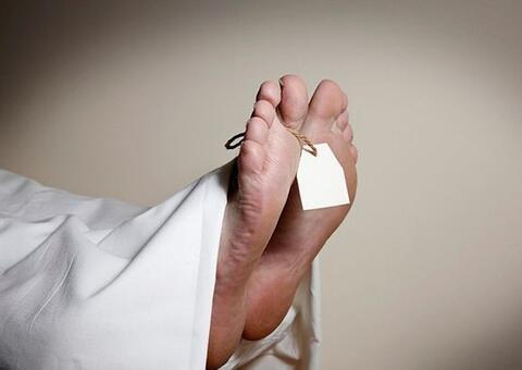 Após levar quatro tiros, mulher morre em hospital de Manaus 