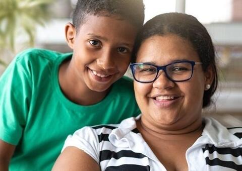 Cabeleireira Leila: Conheça a mulher por trás do meme