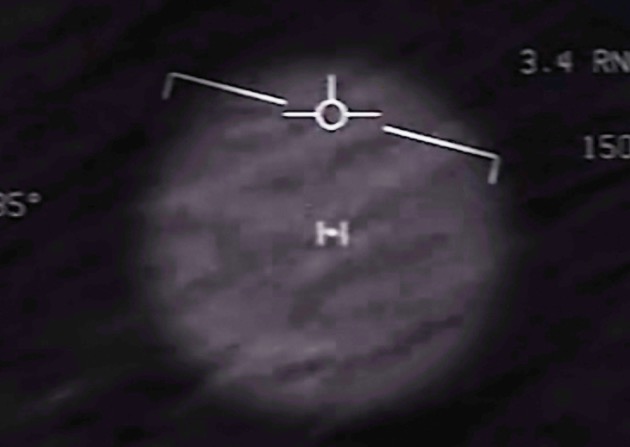 EUA vai lançar força-tarefa para investigar OVNIs sobrevoando base militar