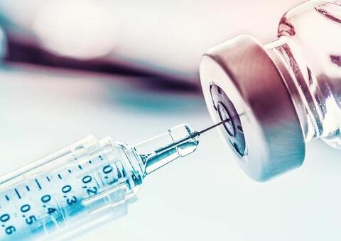 Vacina chinesa causa esperança ao criar anticorpos em fase inicial de testes de covid