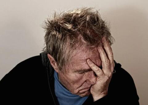 Pesquisa analisa relação entre isolamento social e doenças mentais