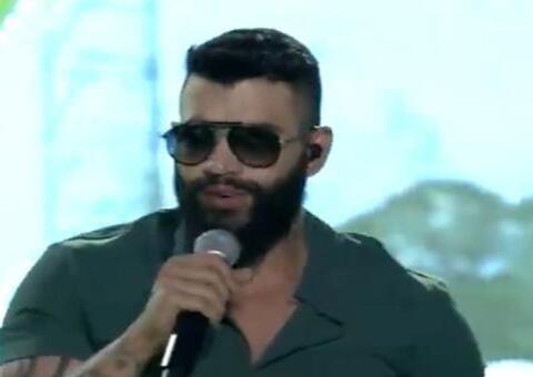 Gusttavo Lima dá início a live solidária no Amazonas com palco ‘vitoria-régia’