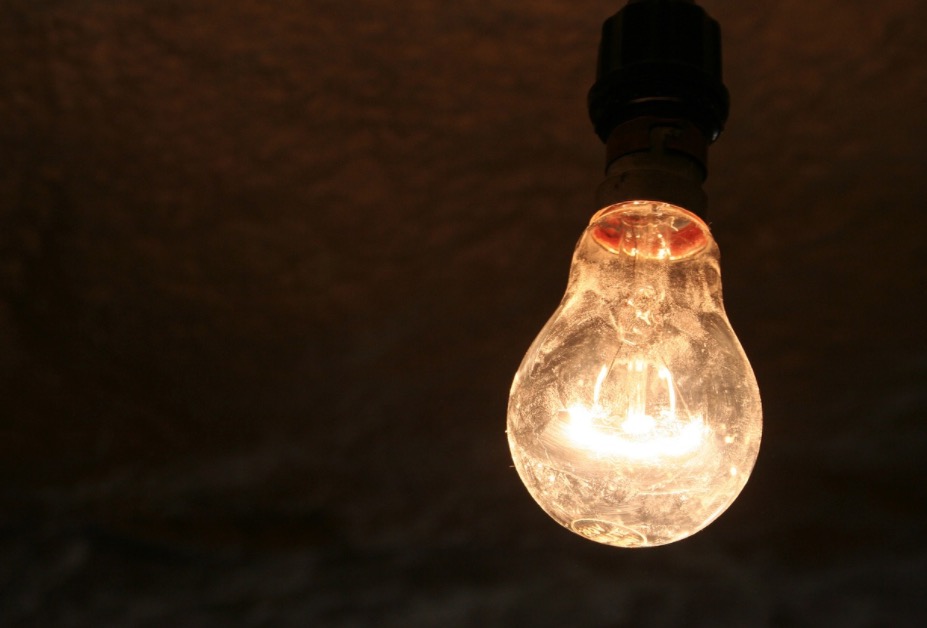 Energia elétrica é cara ou muito cara para 84% dos brasileiros