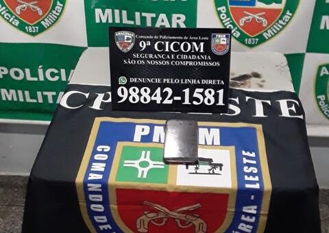 Dupla é presa tentando vender celular roubado na internet em Manaus 