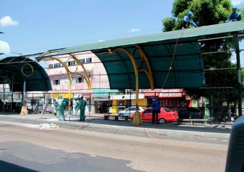 Fiscais orientam usuários sobre mudanças no Terminal 1 em Manaus