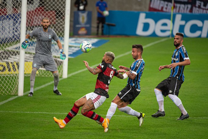 Flamengo empata no fim e deixa Grêmio com gosto amargo no Maracanã