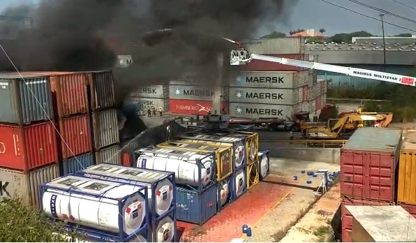 Incêndio no Porto Chibatão levou quase 30 horas para ser extinto