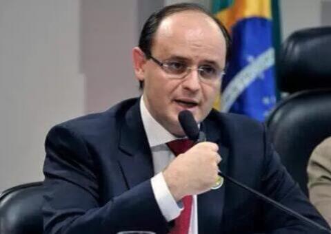 Secretário desabafa sobre professora que criticou menina estuprada