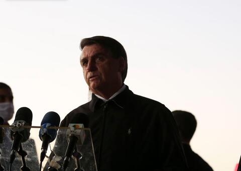 Bolsonaro critica derrubada do veto que impede reajuste a servidores