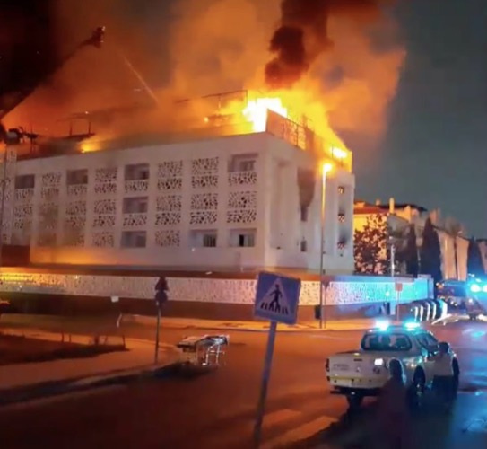 Incêndio em hotel de celebridades deixa um morto e 10 feridos na Espanha