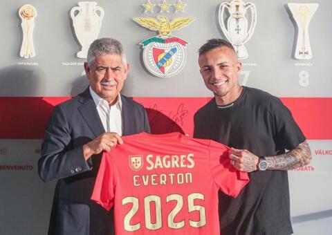 Jorge Jesus estreia no Benfica, com nove brasileiros no elenco