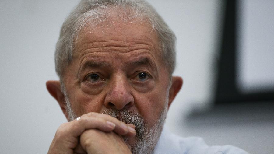 Lula pede desculpas por ter negado extradição de Cesare Battisti