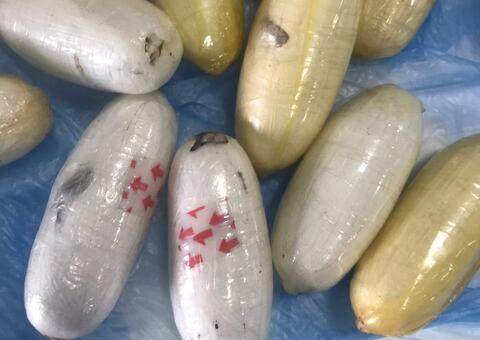 Polícia apreende cocaína em banheiro de embarcação no Amazonas 