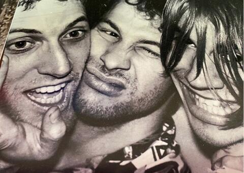 Morre ex-guitarrista do Red Hot Chili Peppers, Jack Sherman