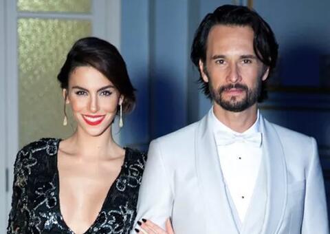 Rodrigo Santoro faz 45 anos e ganha homenagem emocionante da esposa