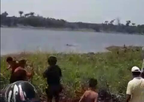Suspeito de assalto se joga no rio para escapar da polícia no Amazonas 