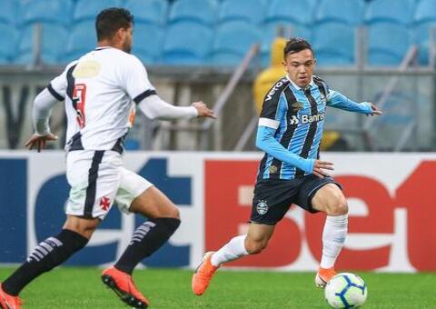 Brasileiro tem duelo de invictos neste domingo