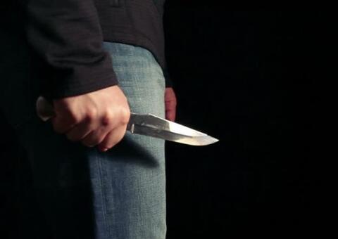 Dupla é presa após esfaquear homem durante assalto no Amazonas 