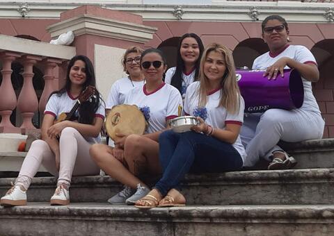 Samba com as moças apresenta 'Boteco Delas'